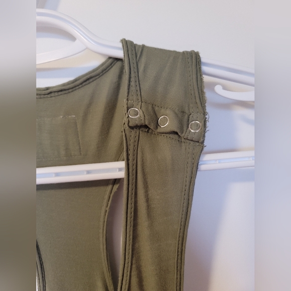 Be Mi Los Angeles Olive Romper - Picture 5 of 7